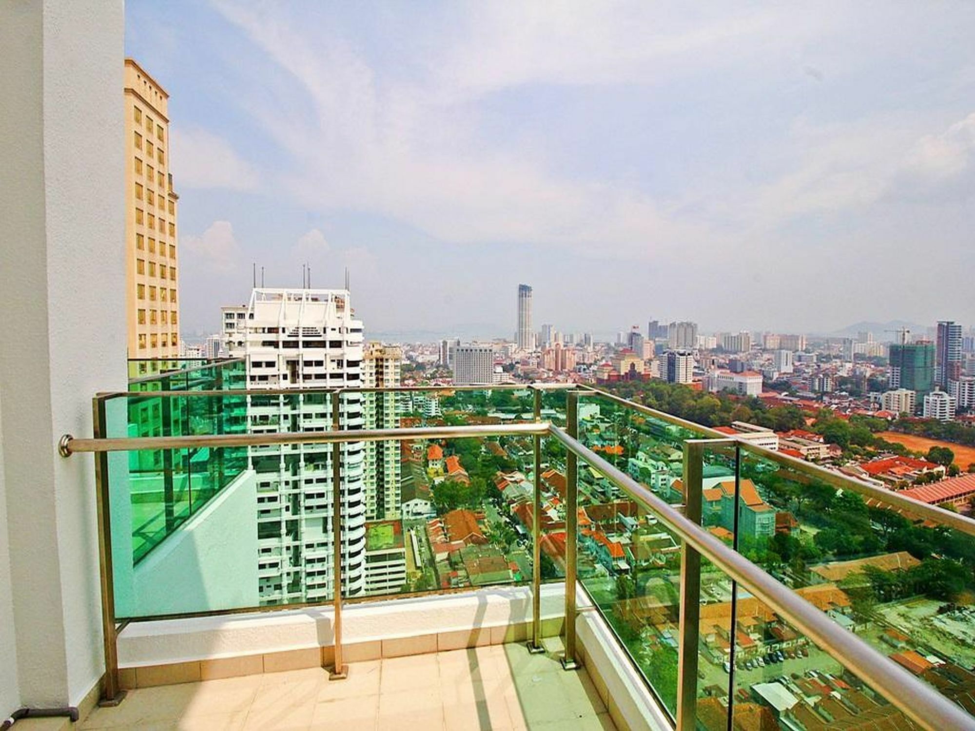 Mansion One Service Apartment จอร์จทาวน์ ภายนอก รูปภาพ