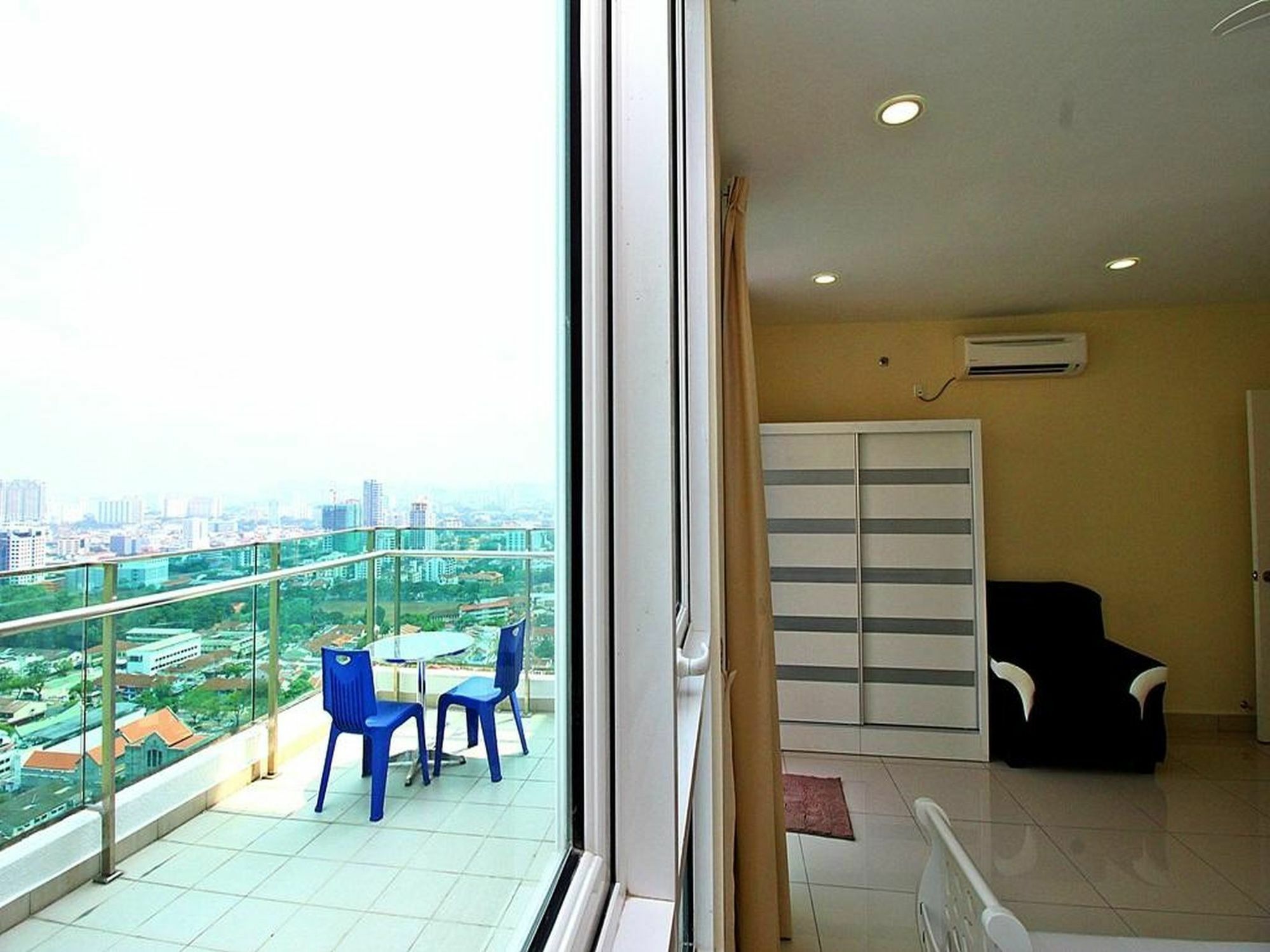 Mansion One Service Apartment จอร์จทาวน์ ภายนอก รูปภาพ