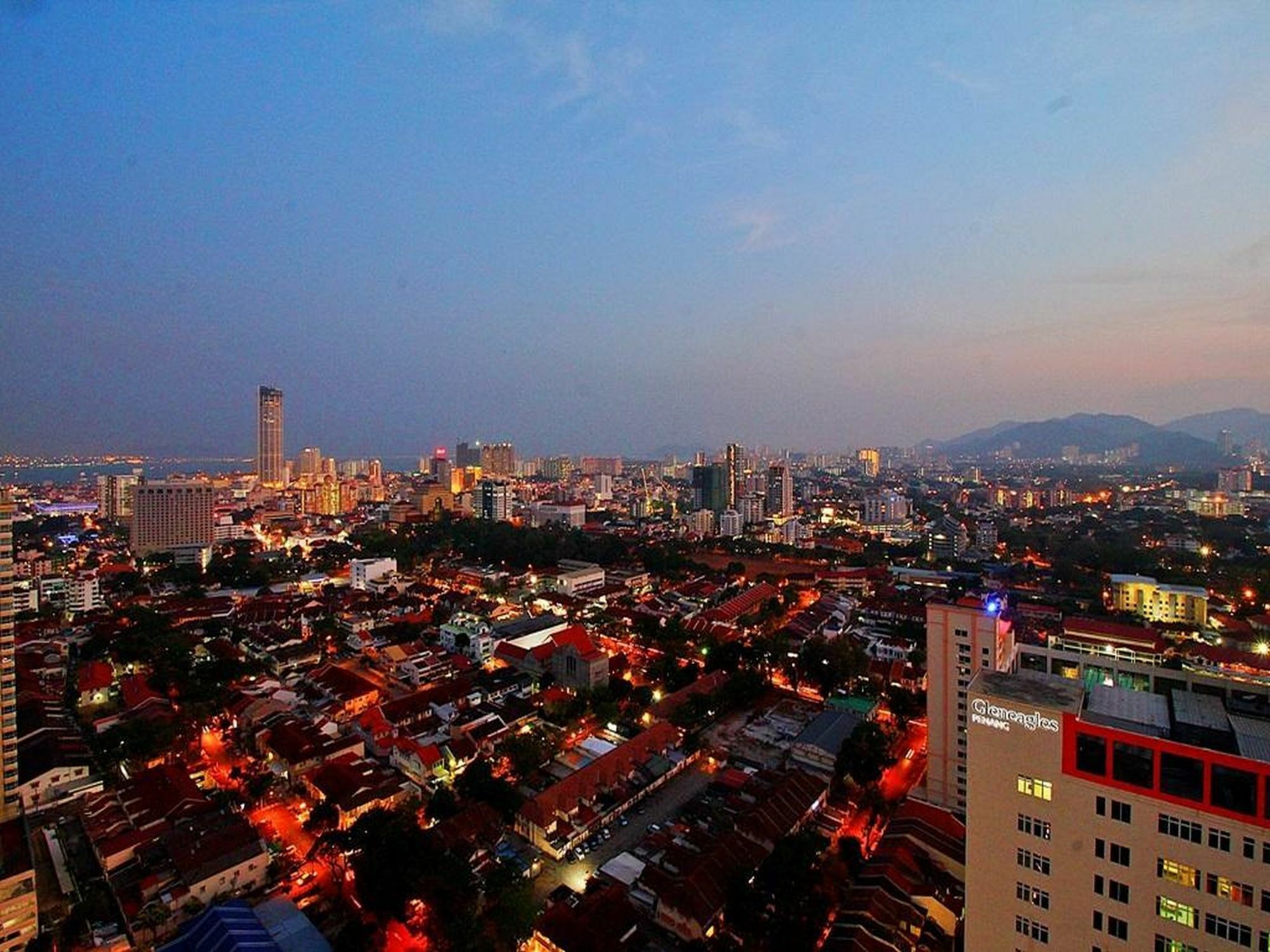 Mansion One Service Apartment จอร์จทาวน์ ภายนอก รูปภาพ
