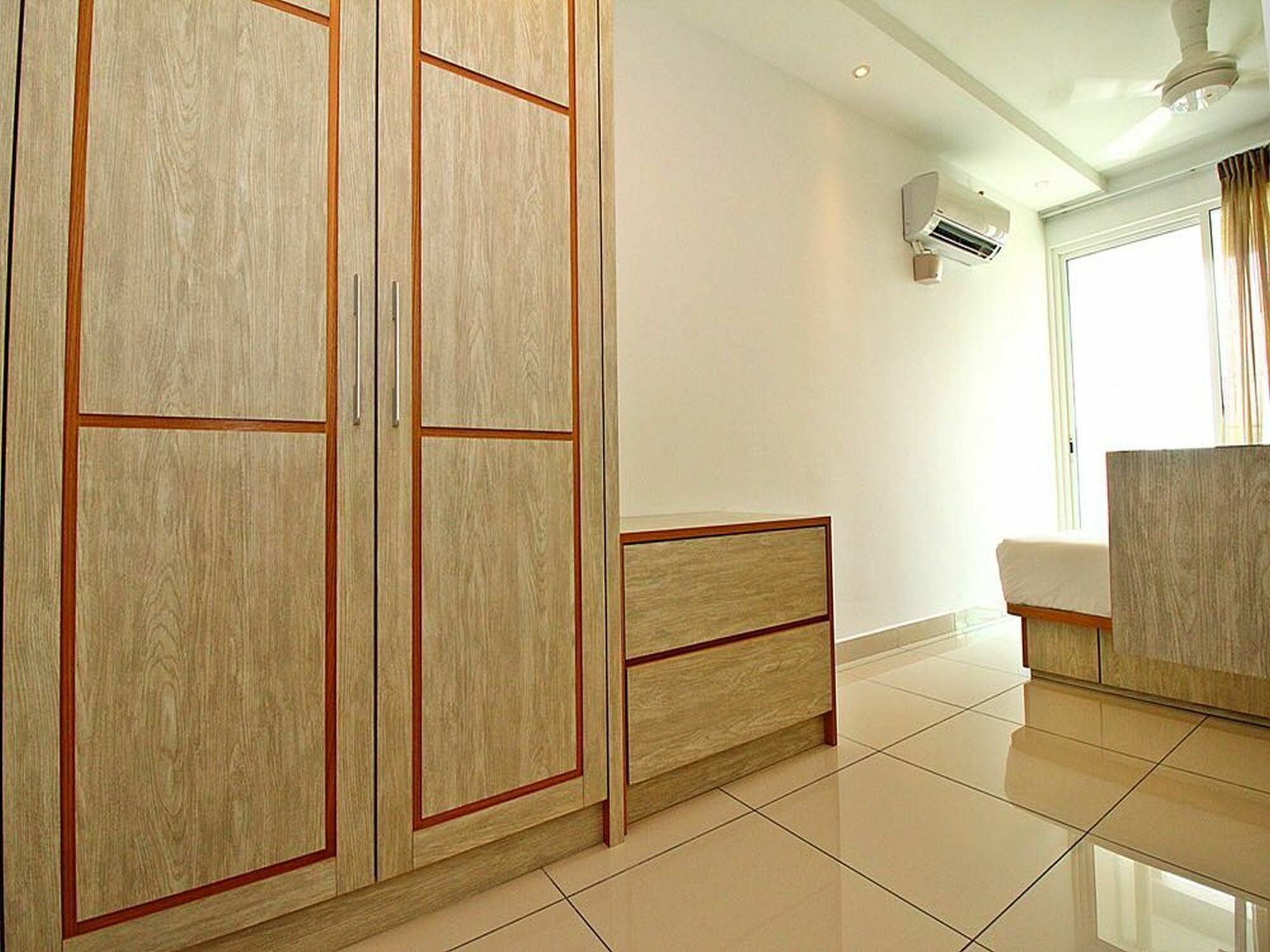 Mansion One Service Apartment จอร์จทาวน์ ภายนอก รูปภาพ